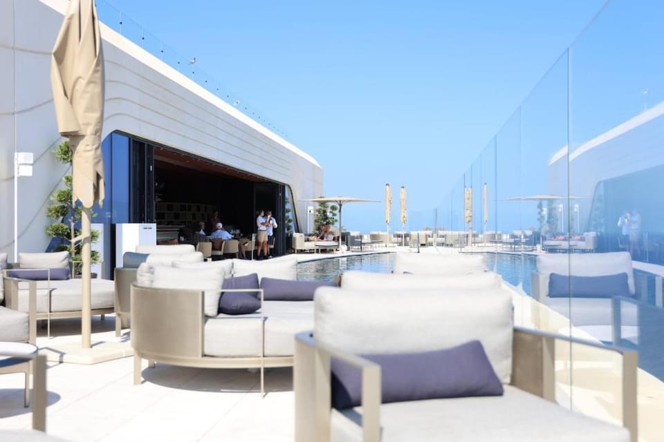 The Mercury Suite Apartment in Saint Julians