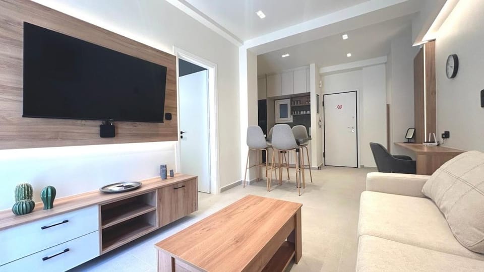 Quiet 1BR by Marina Zeas & Votsalakia Beach Apartment in Pireas