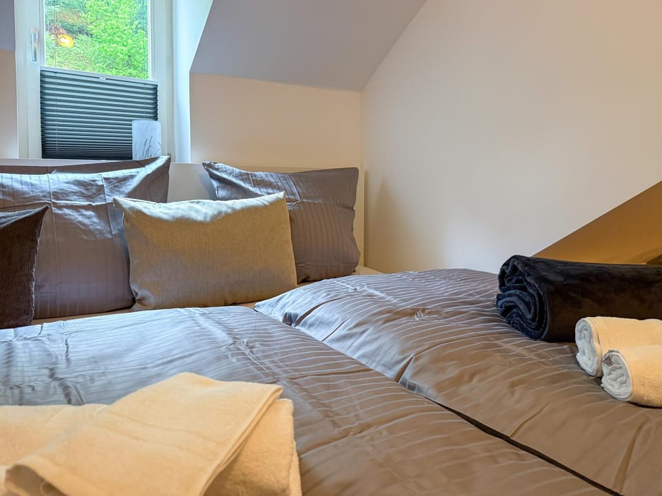 FewoCrew Premium Ferienhaus am Schloss House in Wernigerode