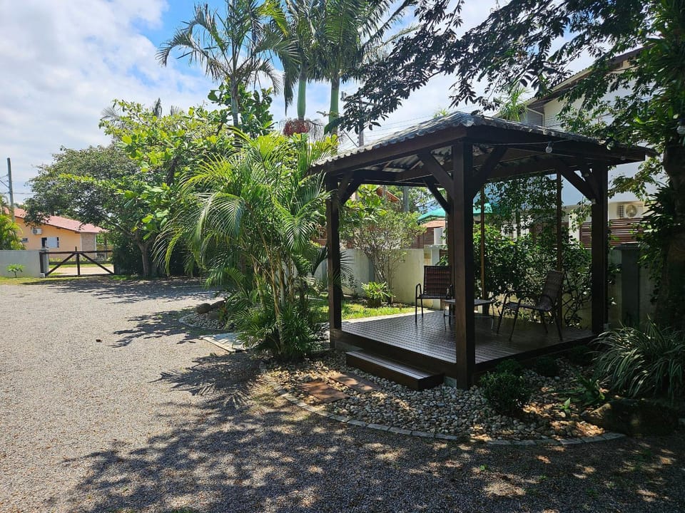 Condomínio Brises Downtown Ferrugem House in Garopaba
