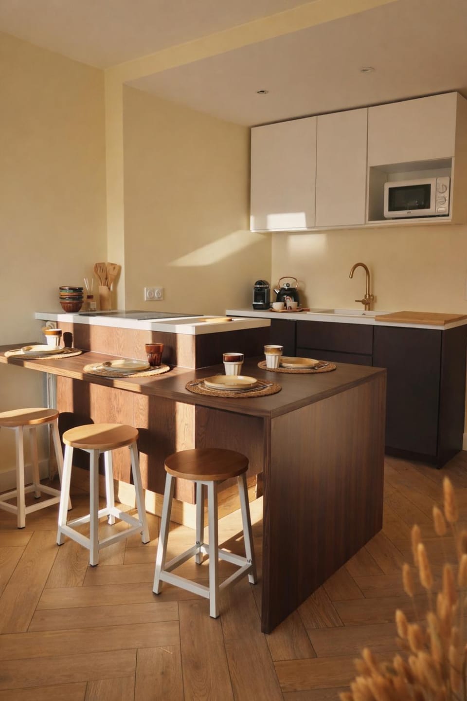 dishwasher, microwave, stove, kitchen