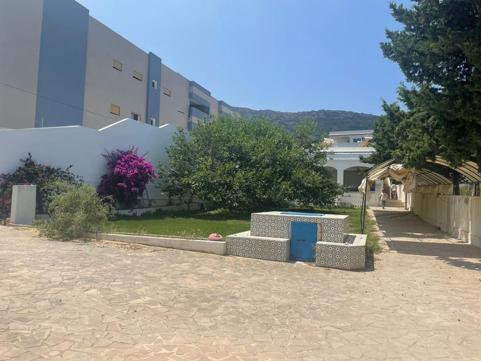 Villa a rafraf lahmeri House in Tunis