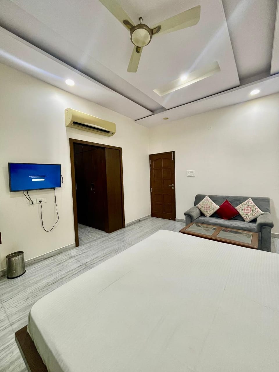 ZenRoofs-3 BHK Bungalow House in Jaipur