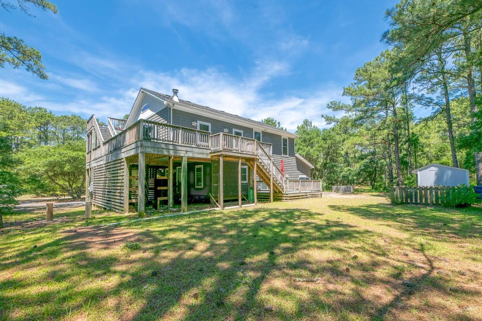 The Shore Bird - 4x4 Beach, Pool Table, Ping Pong, Pets OK, YR Flex Stays House in Carova Beach
