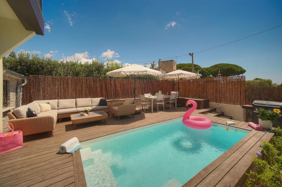FRGK "Villa Pont Saint-Victor Piscine Privée 4 Chambres Cannes" Villa in Cannes