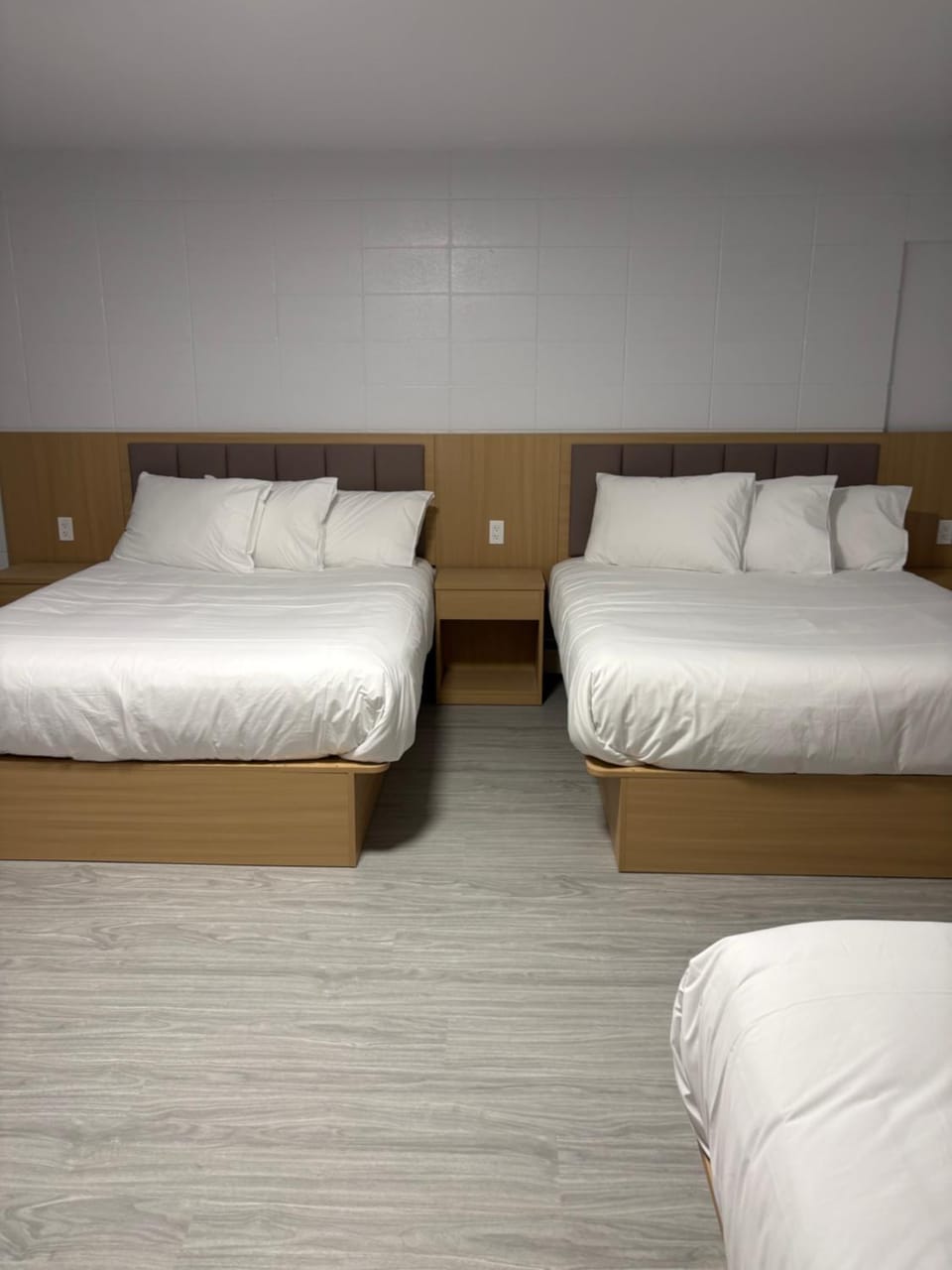 Rundle Inn and Suites Hotel in Edmonton