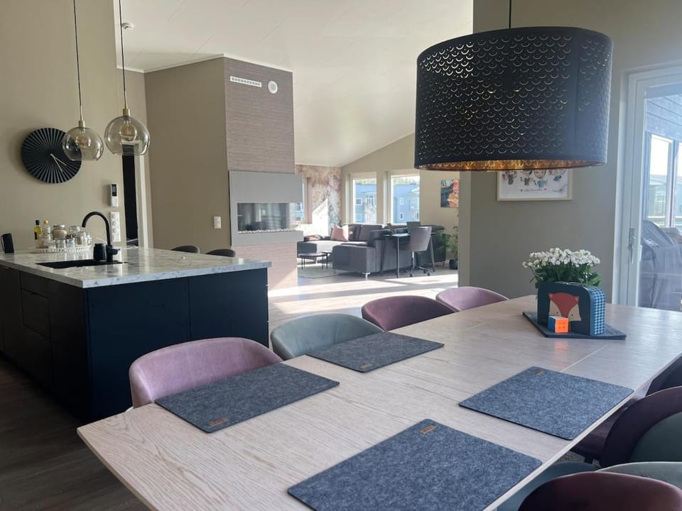 Moderne enebolig med gratis parkering Villa in Lapland
