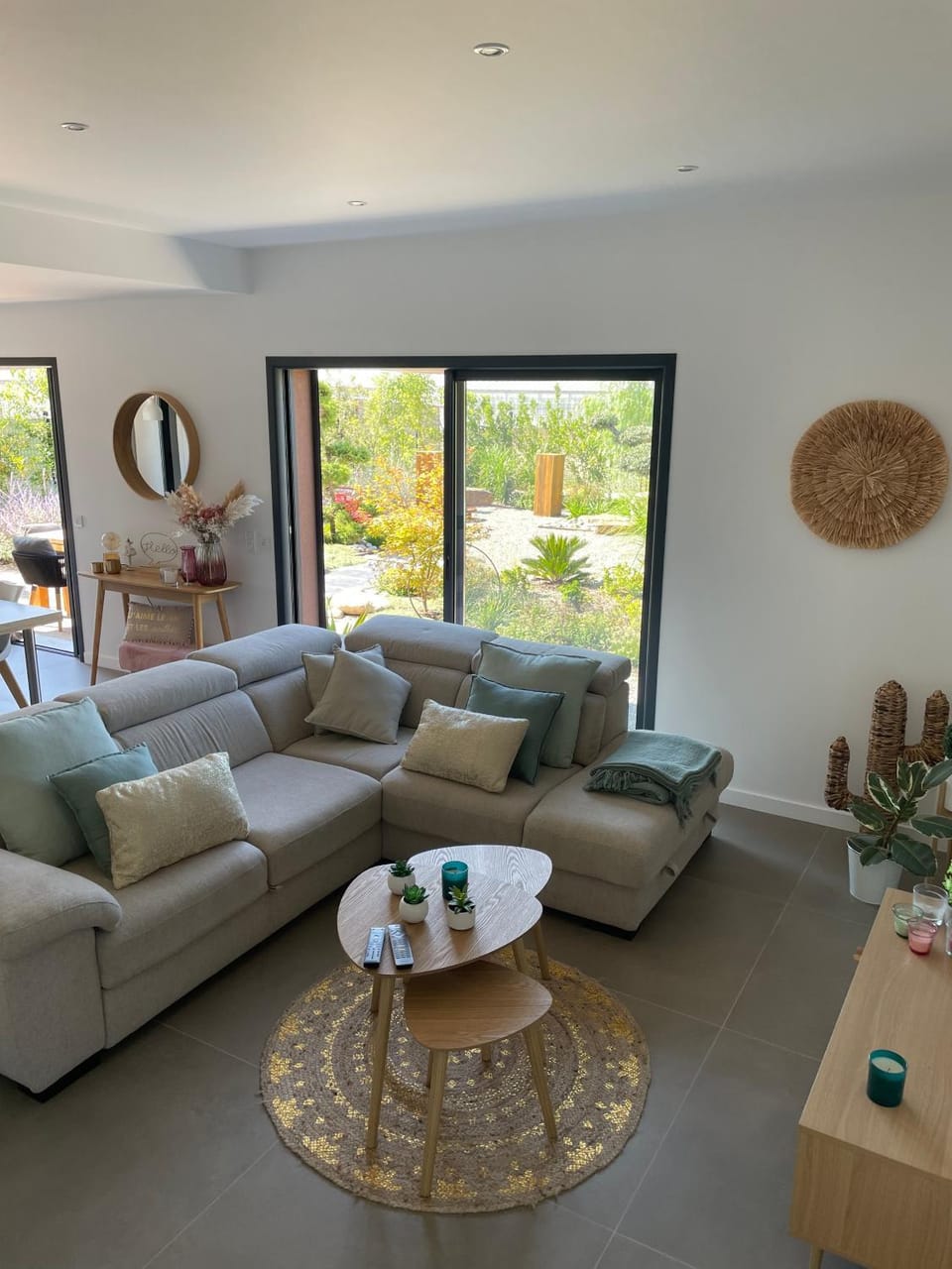 Property building, Living room