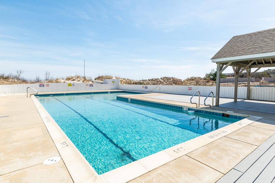 Old Blue Chair - Villages at Ocean Hill, Close to Beach, Community Pools, Pets OK, Flex Stays House in Corolla