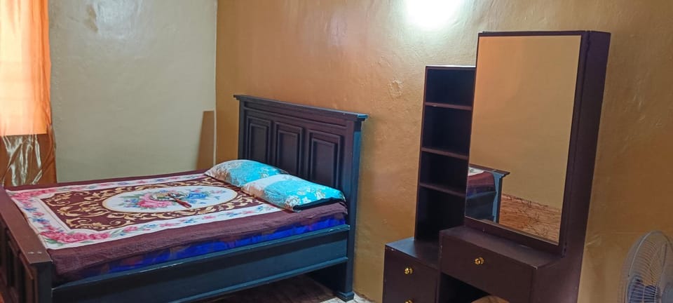 Michenzani rooms apartment Vacation rental in Tanzania