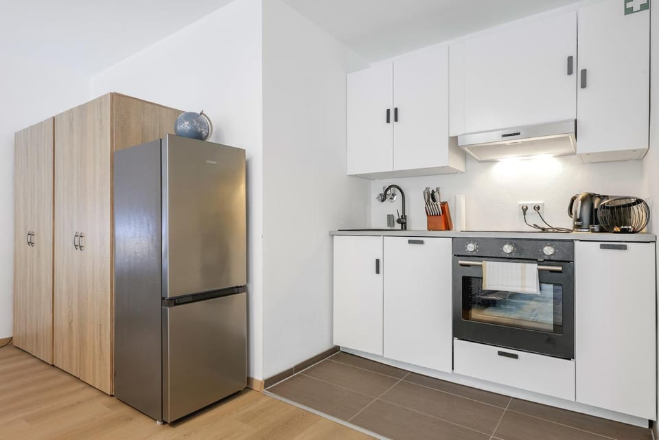 wardrobe, kitchen