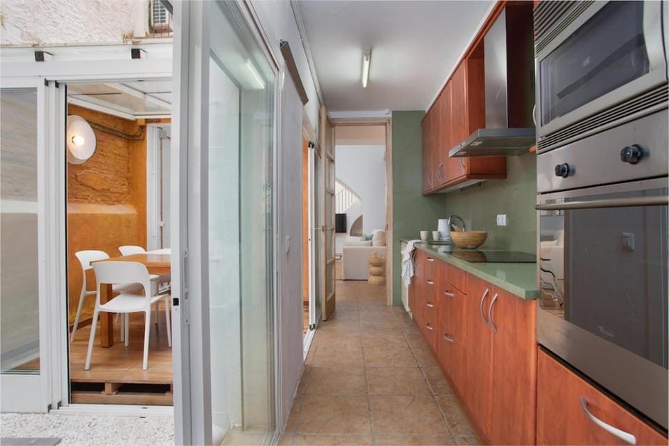 Seahomes Vacations - Villagehouse Heart of Blanes House in Blanes