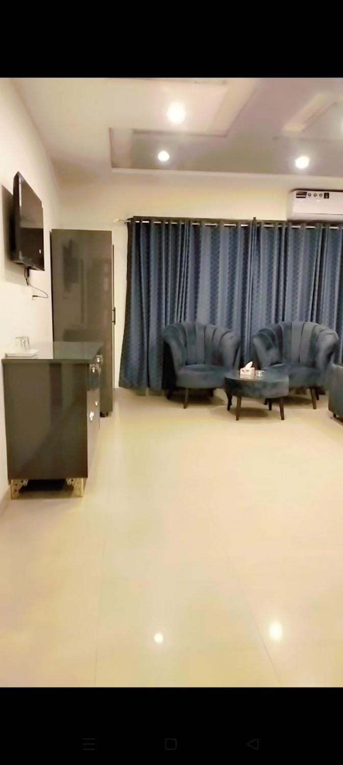 Faraz hotel BHM Hotel in Punjab, India