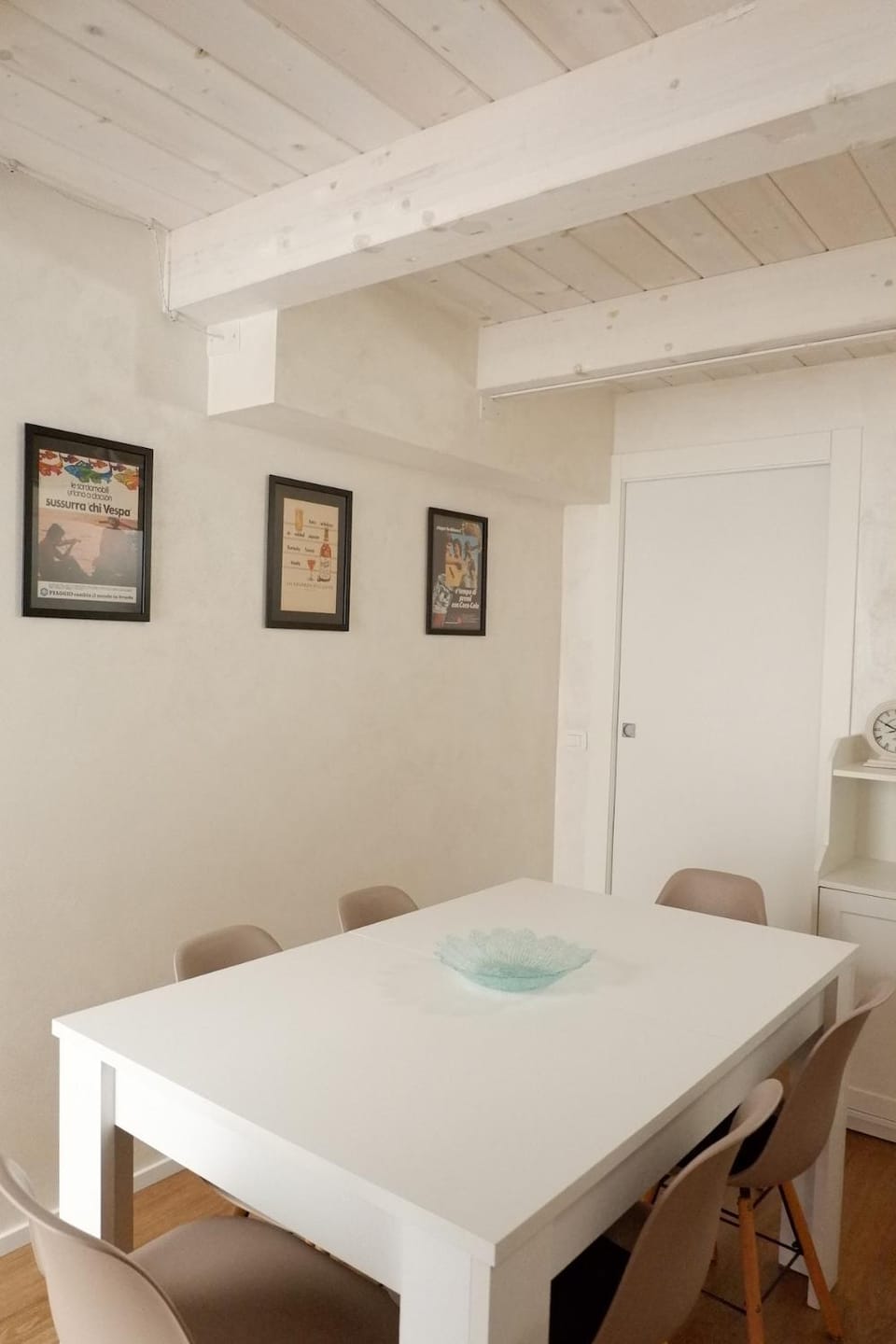 Dining area, Lunch