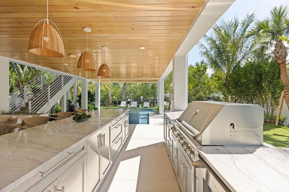 Day, BBQ facilities, Garden, Kitchen or kitchenette, Seating area, Pool view, Swimming pool, furniture
