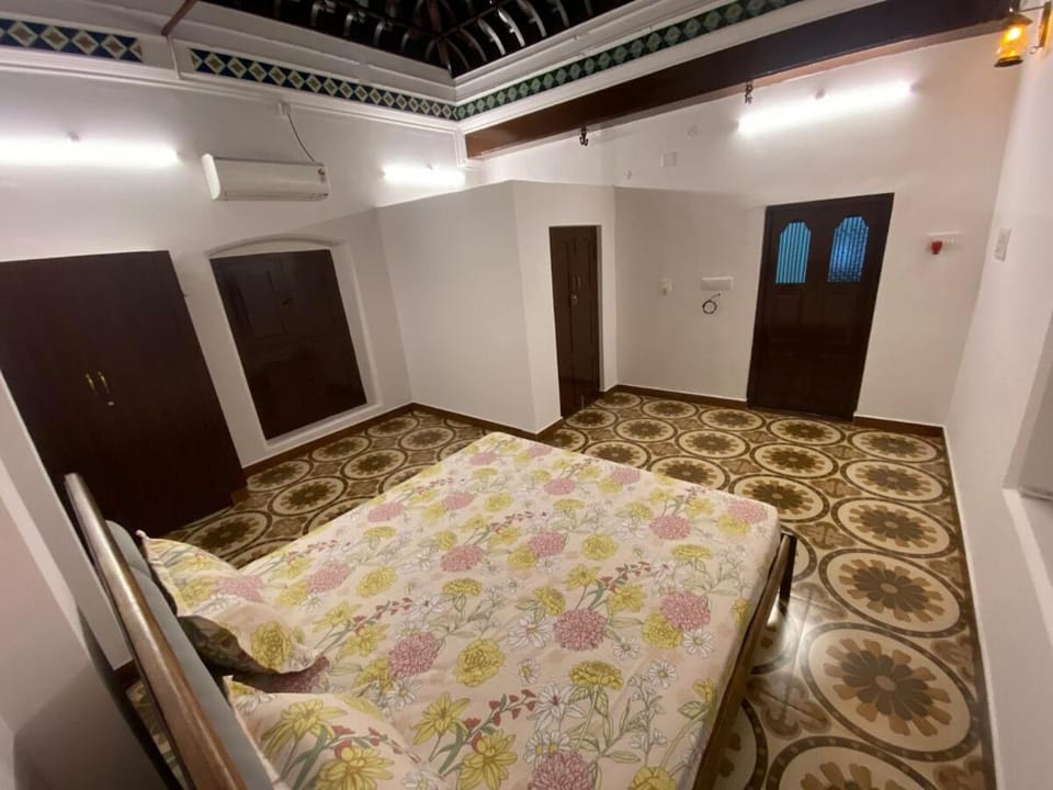 Umbrella Comfy Stays-Subbu House in Madurai