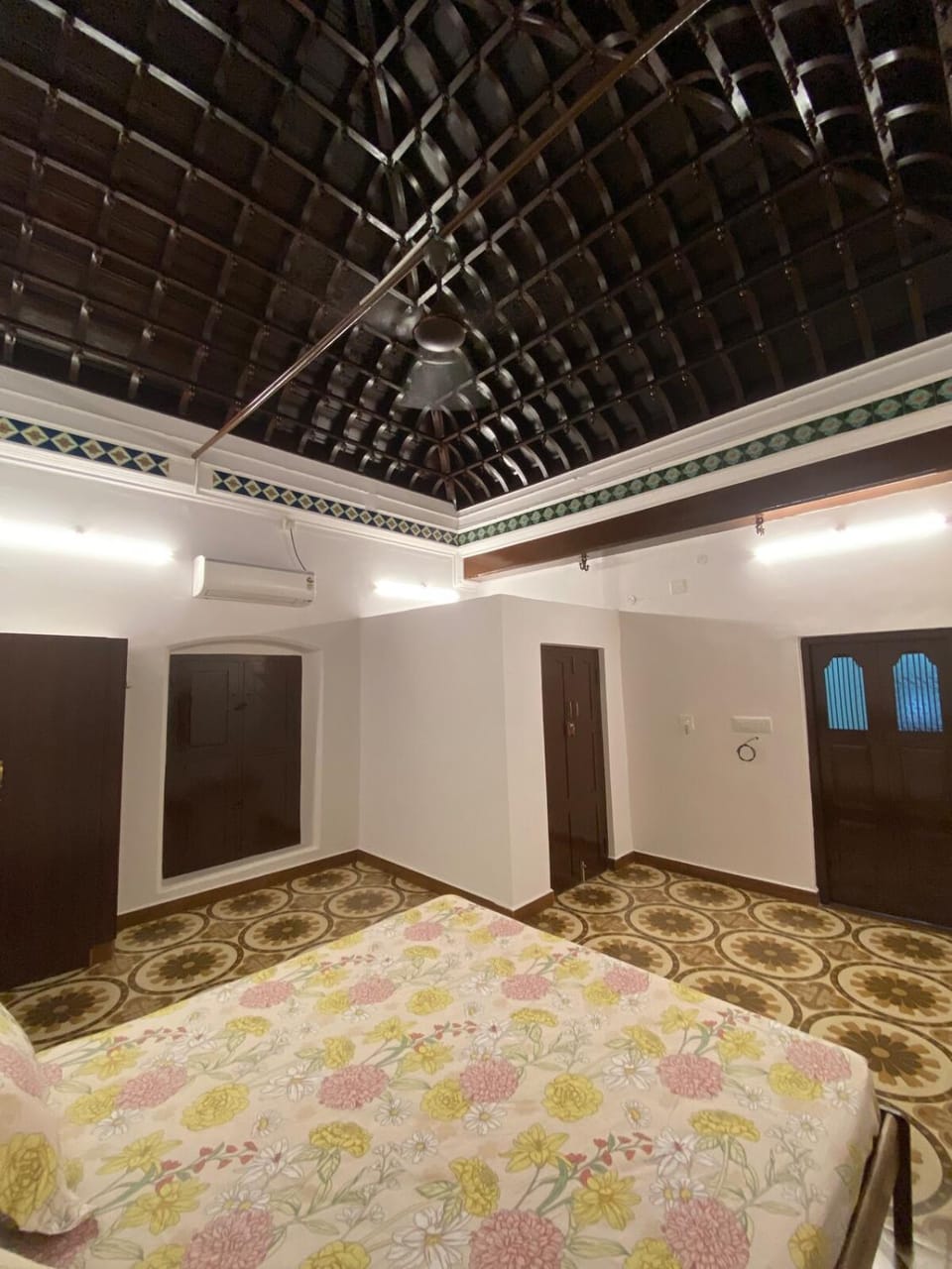 Umbrella Comfy Stays-Subbu House in Madurai