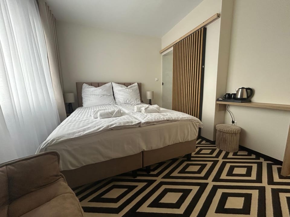 Coffee/tea facilities, Bedroom, towels