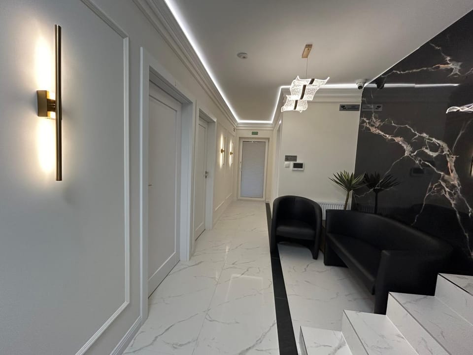 Lobby or reception, Other