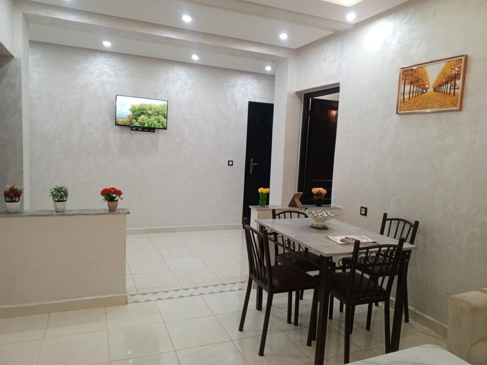Riad Bollywood Spacious 5 Beds Stay Apartment in Marrakesh-Safi
