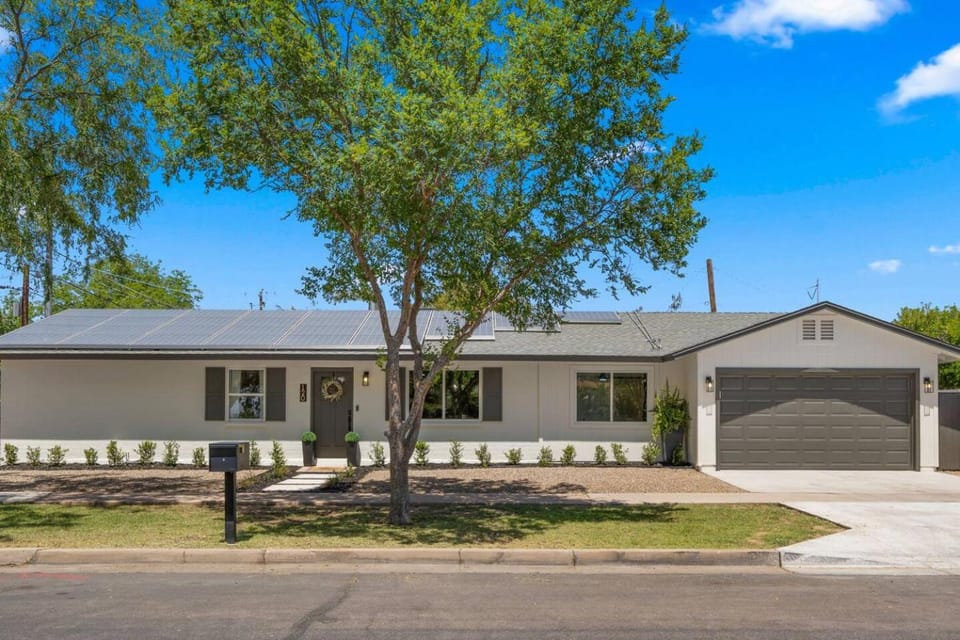 Page House House in Gilbert