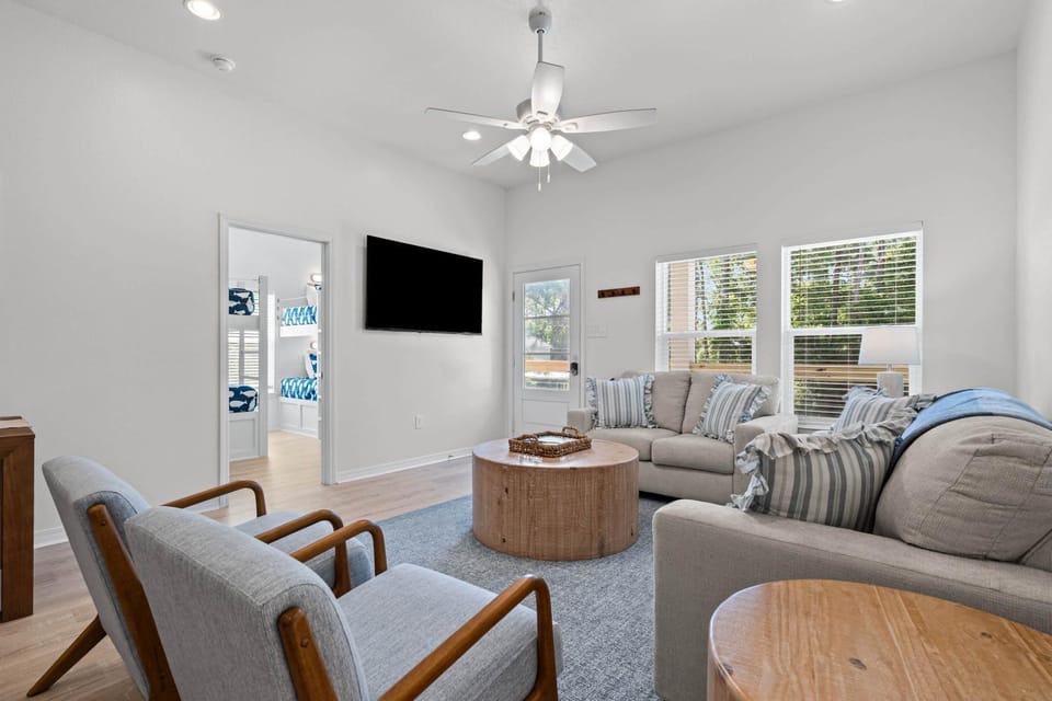 Luxury Retreat on Oleander - Unit L Apartment in Dauphin Island