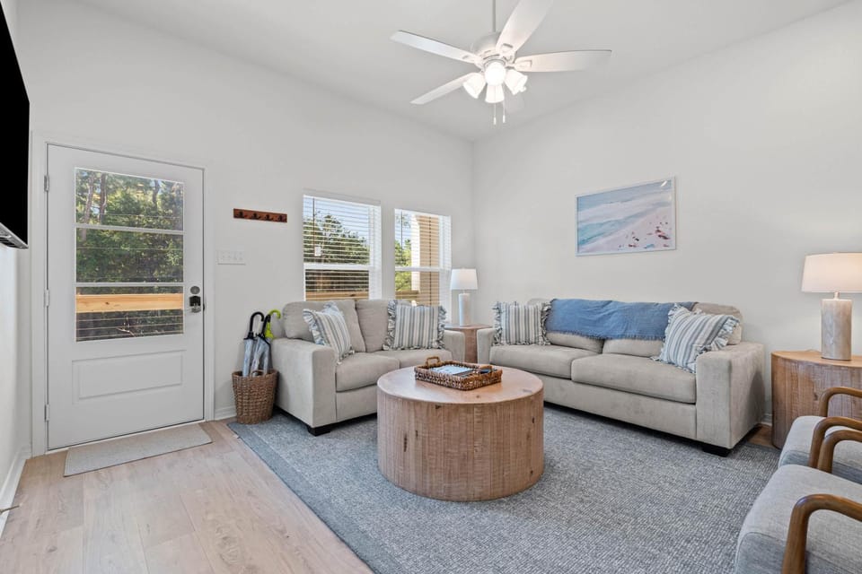 Luxury Retreat on Oleander - Unit L Apartment in Dauphin Island