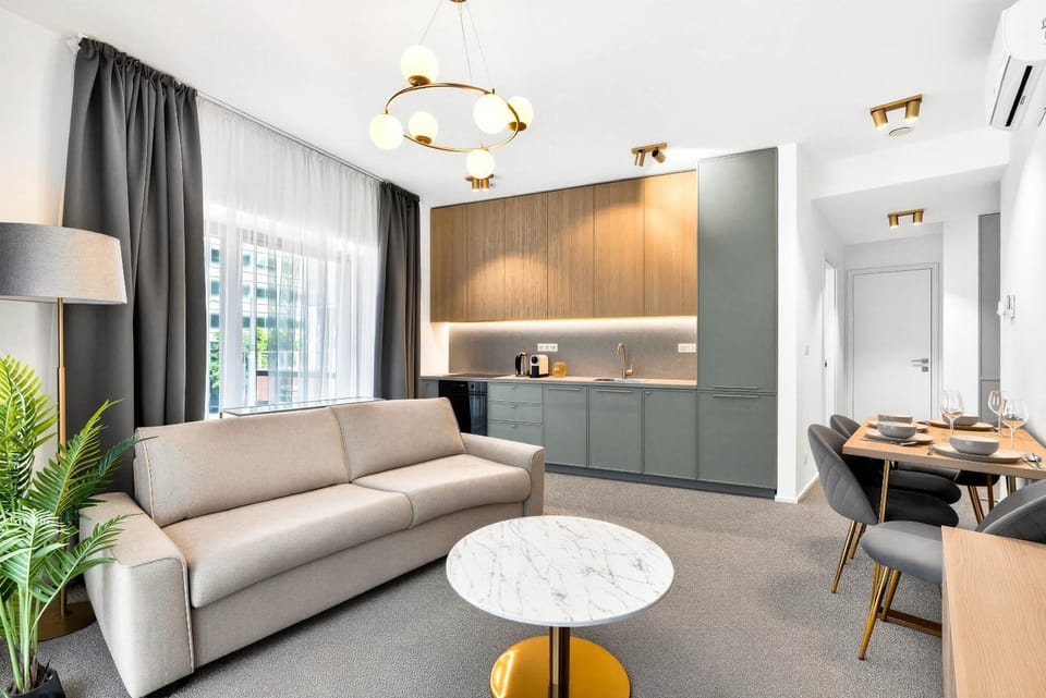 Kitchen or kitchenette, Living room, Seating area, Dining area