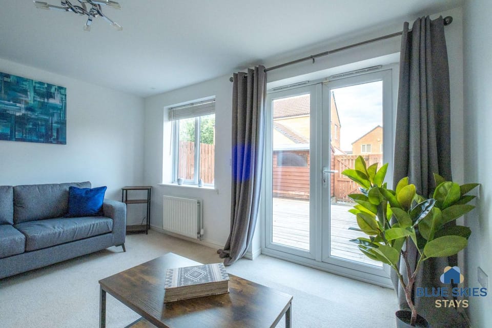 Shafto House by Blue Skies Stays House in Newton Aycliffe