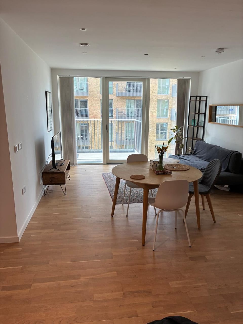 Large 1 bed flat with balcony Apartment in London Borough of Southwark