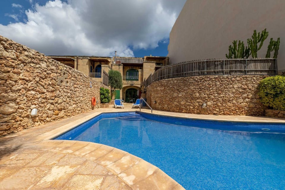 Tan Nannu 5BDR Farmhouse in Xaghra by PMI Malta House in Malta