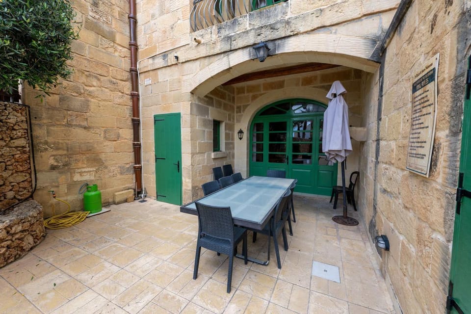 Tan Nannu 5BDR Farmhouse in Xaghra by PMI Malta House in Malta