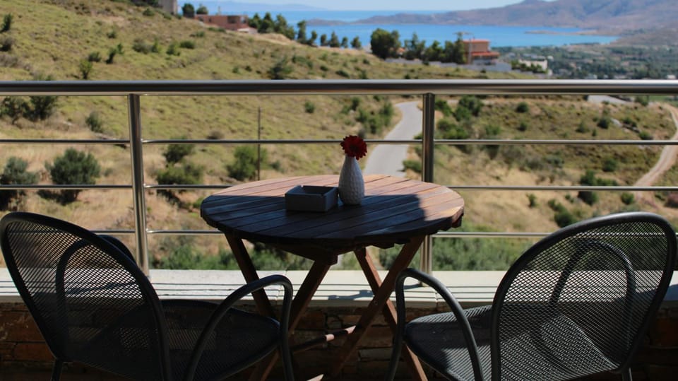 Day, Natural landscape, View (from property/room), Balcony/Terrace, Mountain view