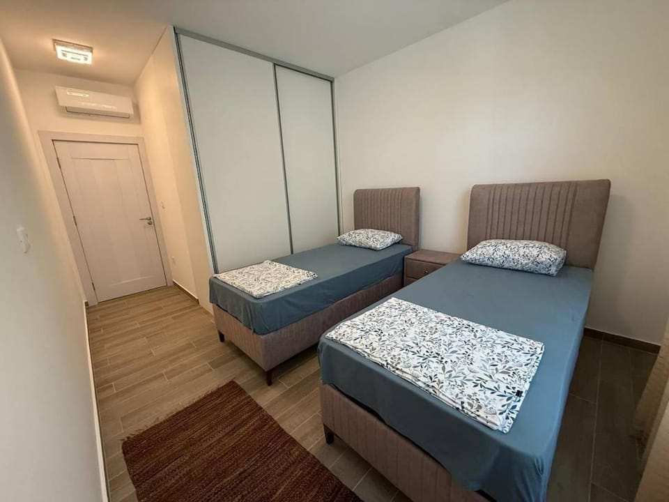 Modern 2-Bedroom Apartment, Becici, Budva Apartment in Budva Municipality