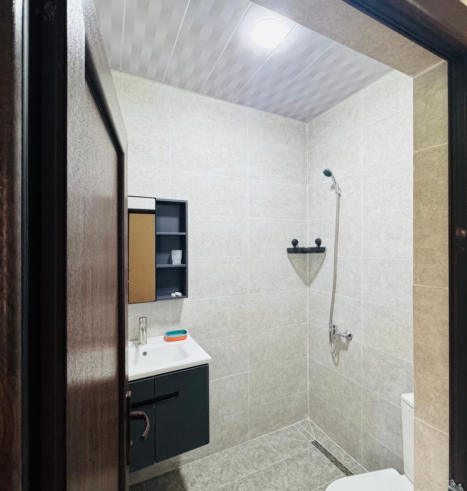 Shower, Bathroom