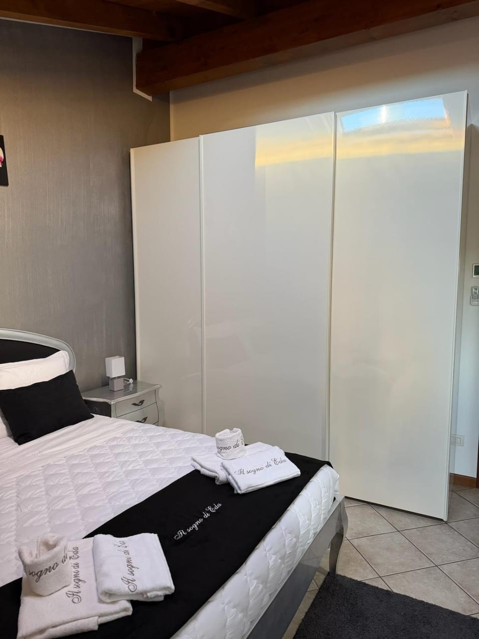wardrobe, wedding