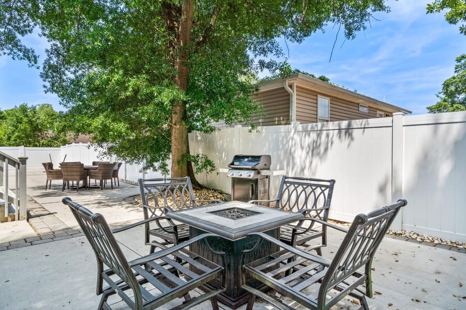 Patio, Balcony/Terrace, Dining area