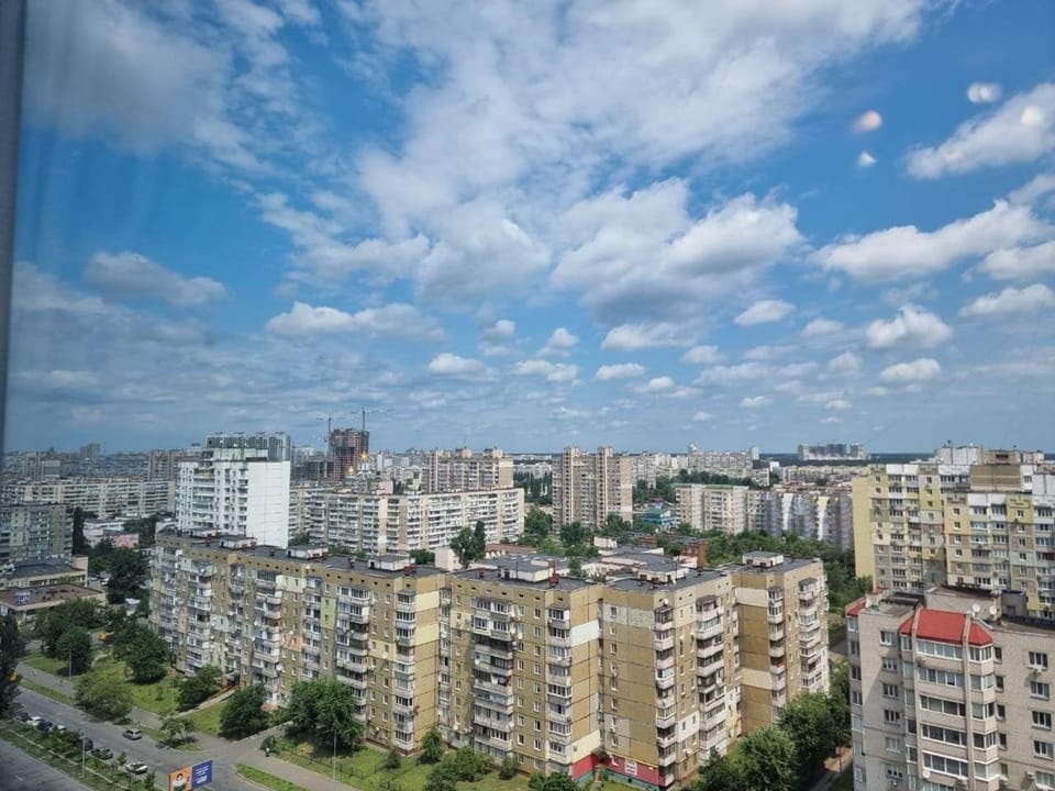 Видові апартаменти метро Позняки Харківська Apartment in Kiev City - Kyiv