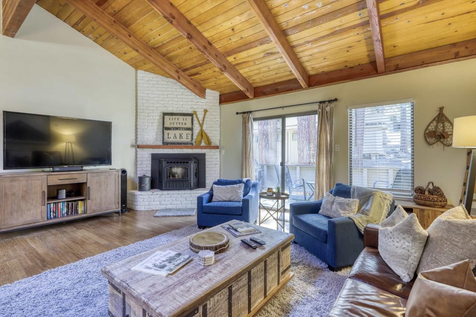 Slopes & Shores Chalet House in Incline Village