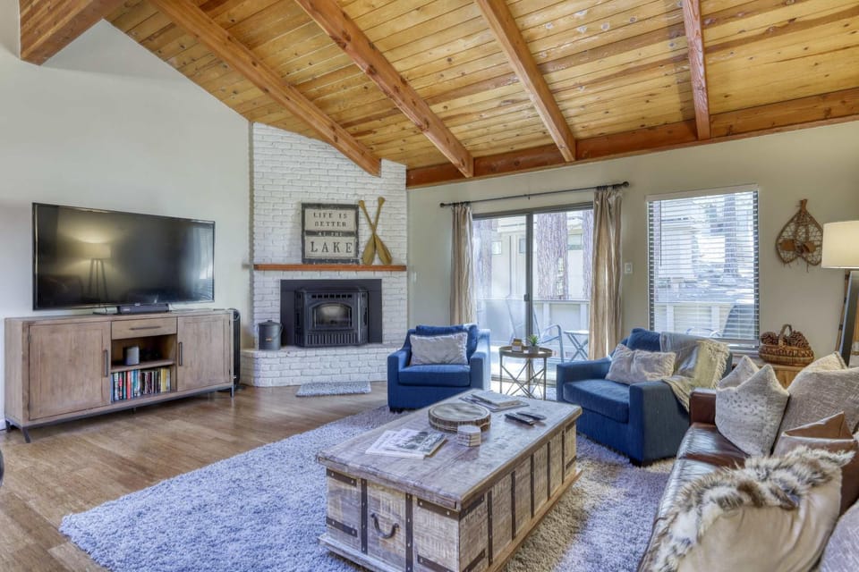 Slopes & Shores Chalet House in Incline Village