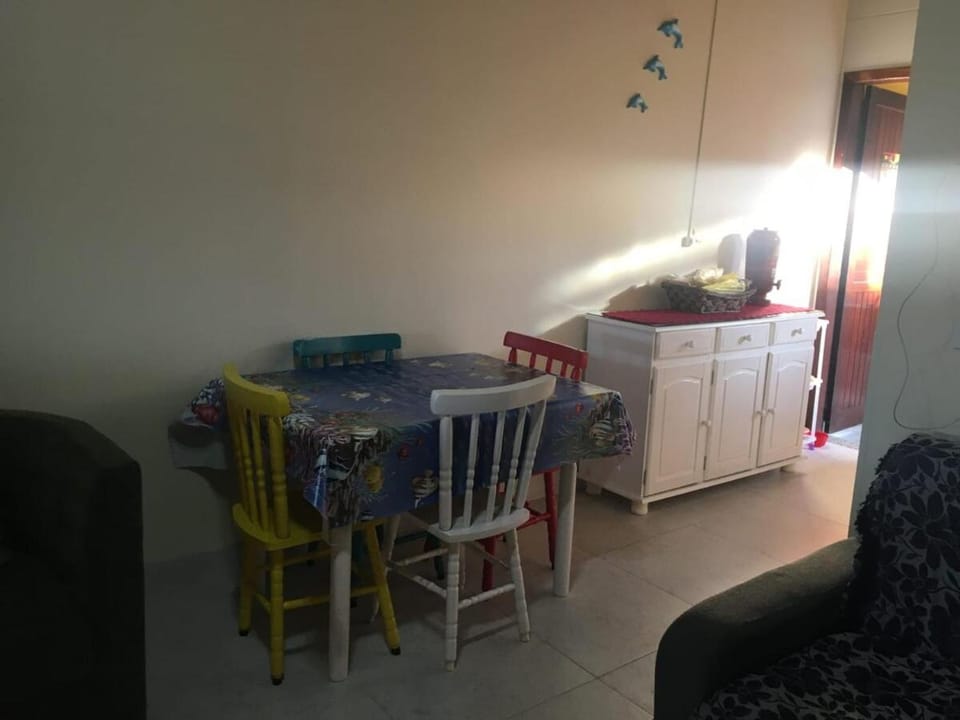 Linda e aconchegante casa na Praia com piscina, churrasqueira e garagem privativa! House in Pontal do Paraná