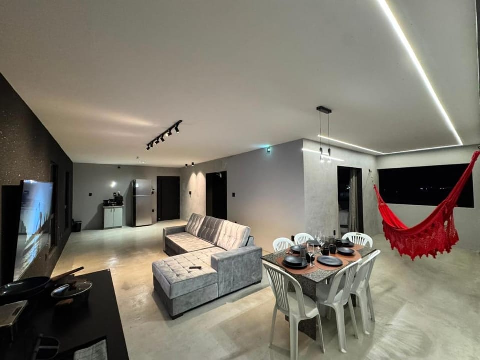 Communal lounge/ TV room, TV and multimedia, Balcony/Terrace, Living room, Seating area, Evening entertainment