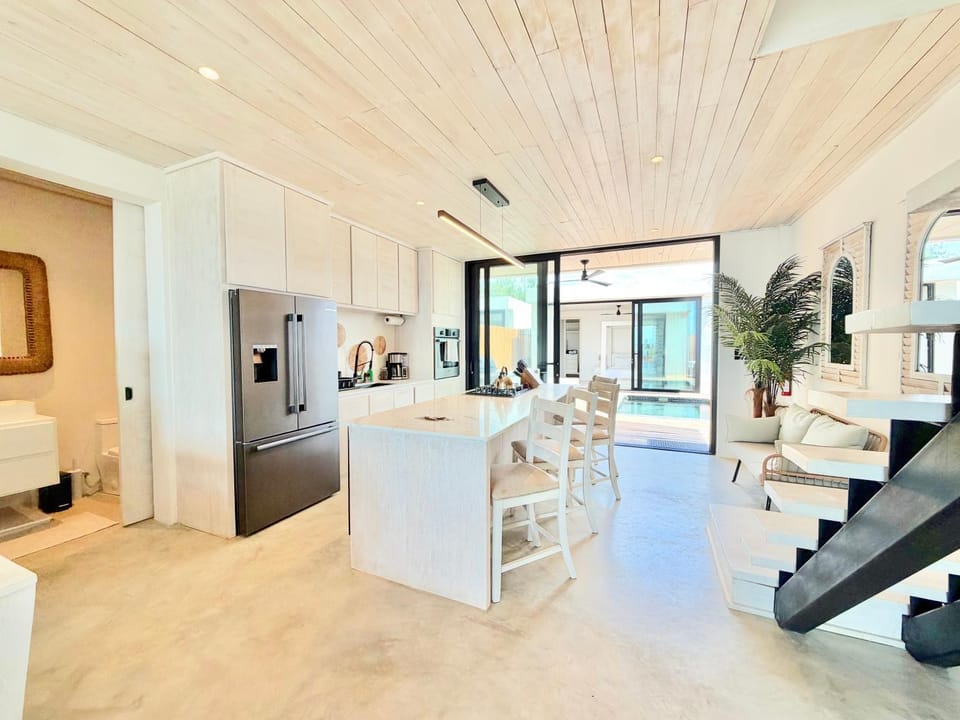 Kitchen or kitchenette, Living room, Pool view, Swimming pool