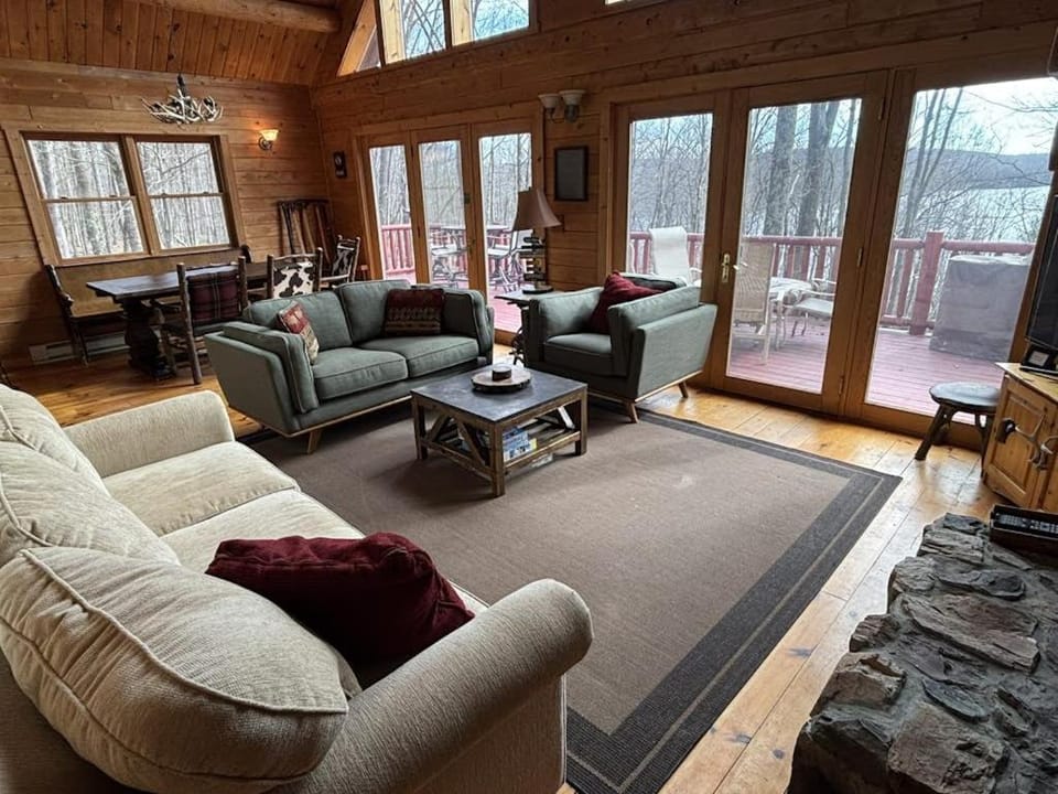 Wild Edges House in Deep Creek Lake