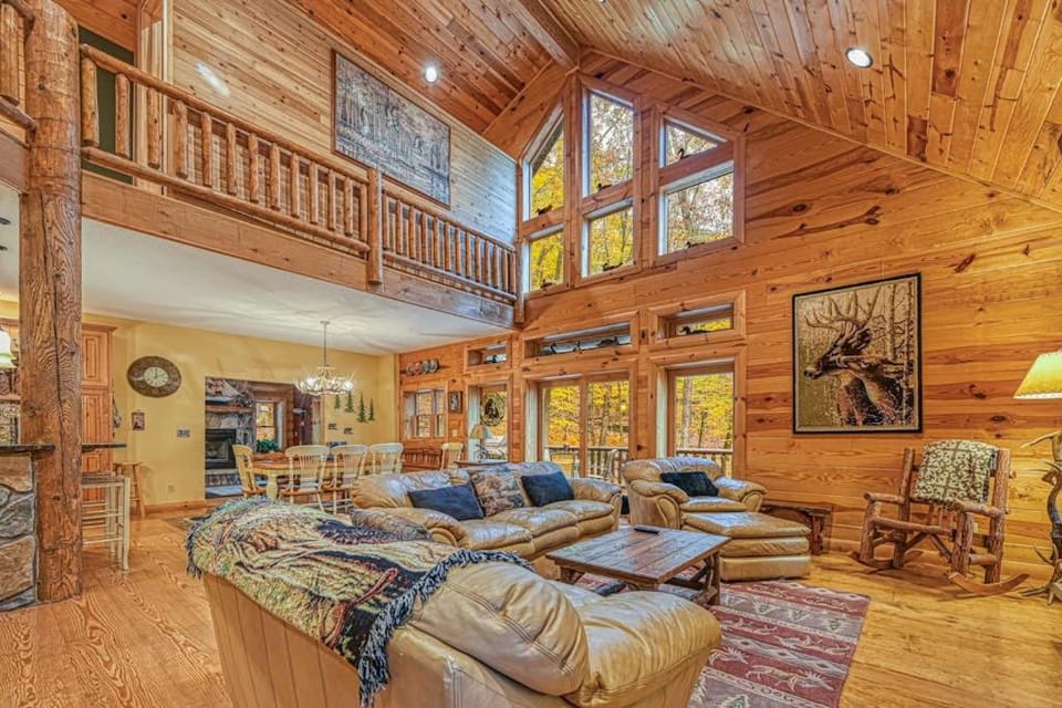 Hundred Acre Wood House in Deep Creek Lake