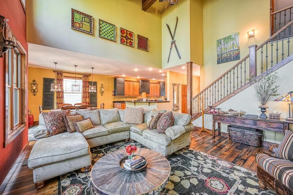 Black Rock Lodge House in Deep Creek Lake