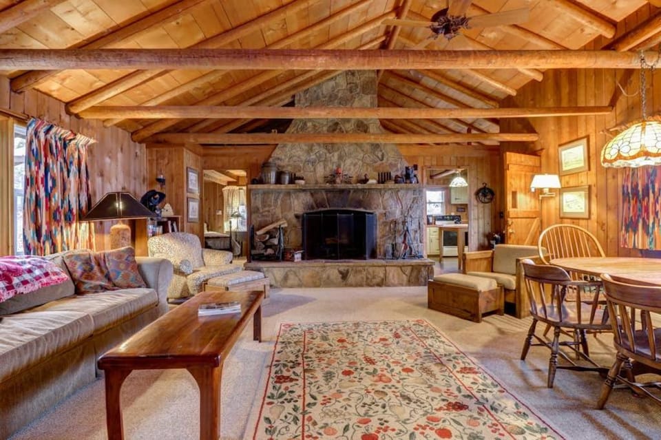 Pee Wee Acres House in Deep Creek Lake