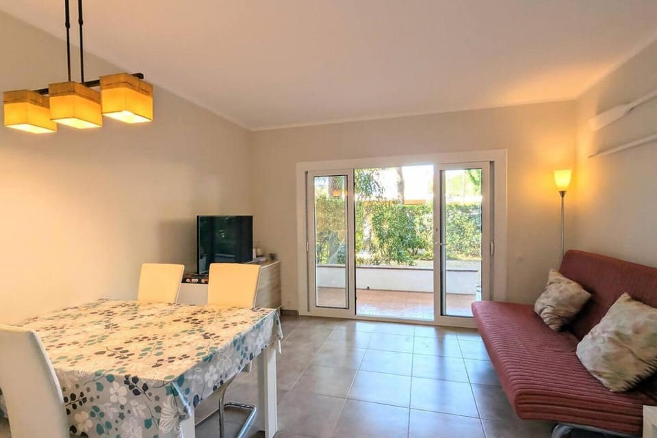 Bajo con Jardin cerca de la Playa by Host&Joy Apartment in Platja d'Aro