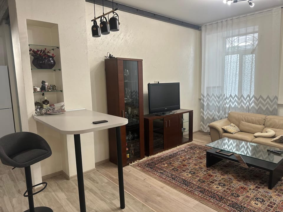 TV and multimedia, Seating area