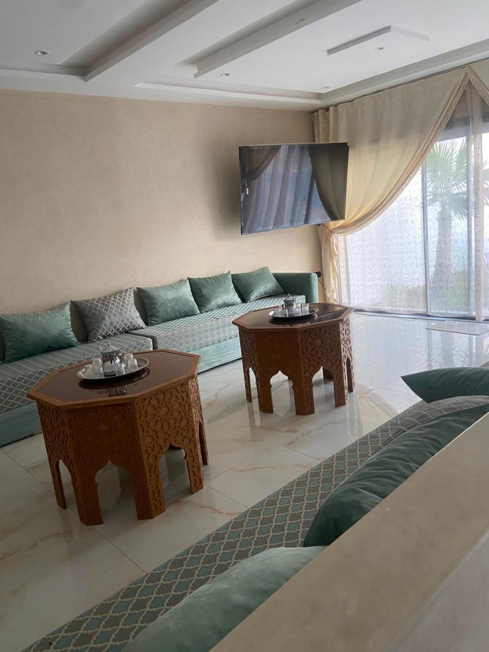 Mini Villa Moderne avec Piscine Privée à Aourir Villa in Agadir